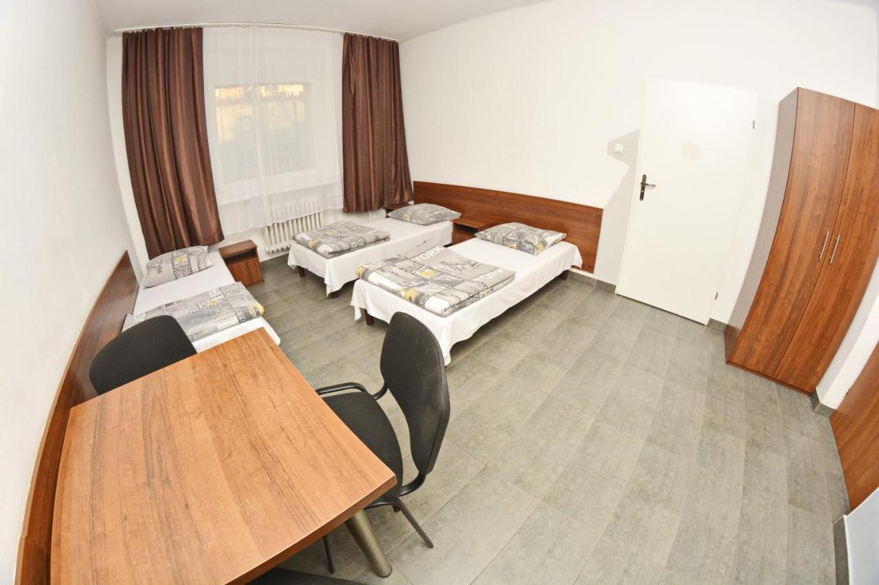 Twoj Hostel Klimczoka 7 Katowice Esterno foto